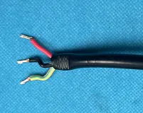 LBS23 AC plug-side cable close-up